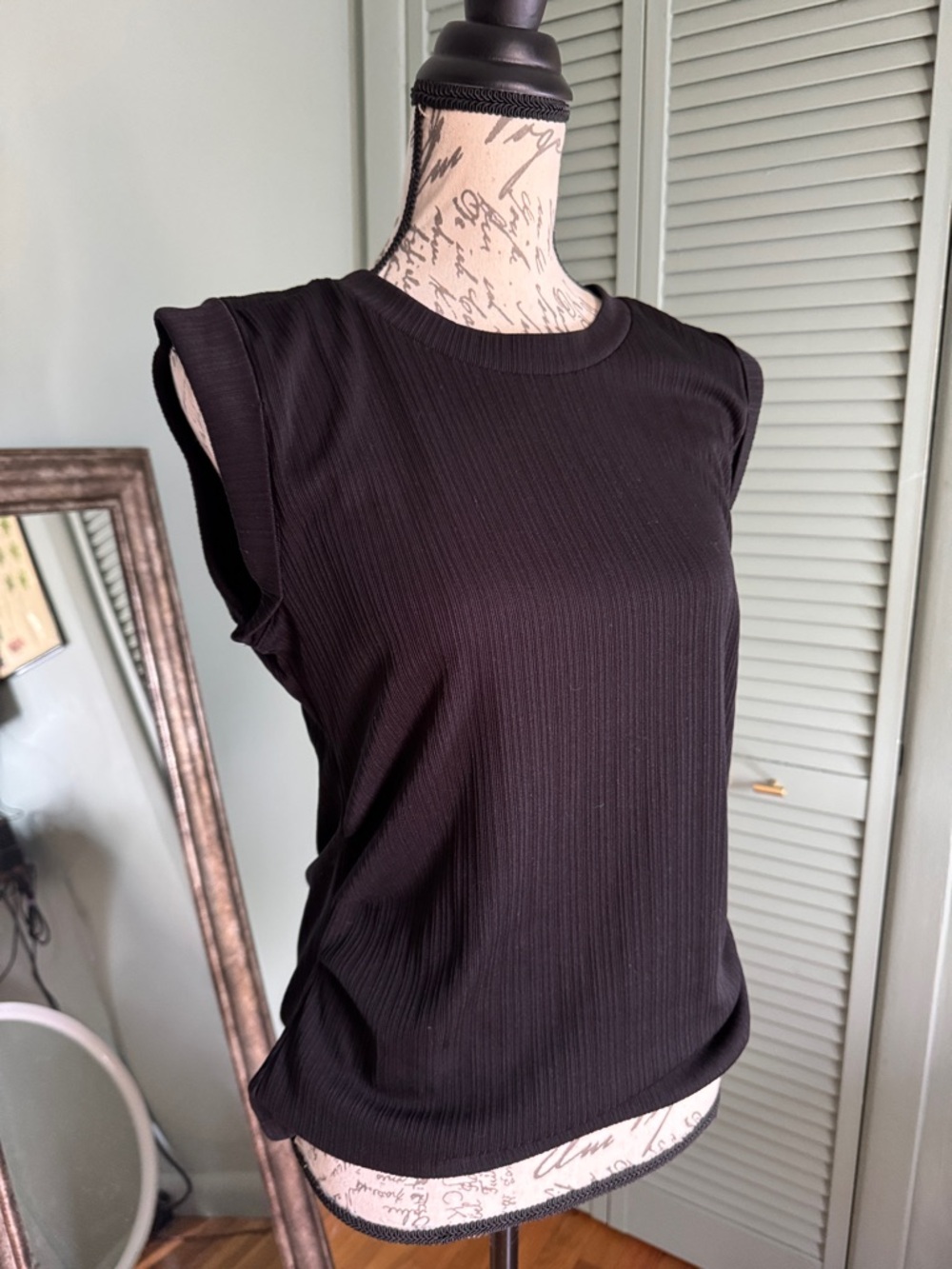 Nine West Black Ribbed Sleeveless Tank